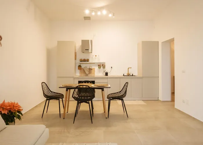 Casa Dante * بوتينيانو